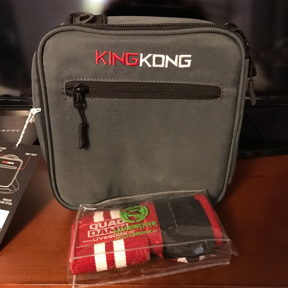 Meal prep bag and wrist wraps